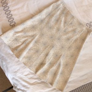 ANTHROPOLOGIE RUTH 2003 A-line skirt - ivory with silver flower embroidery